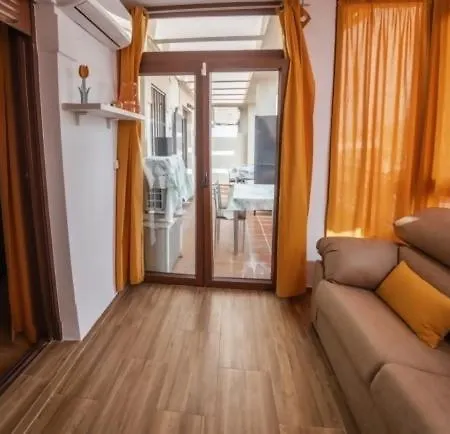 House Lining1 Apartamento